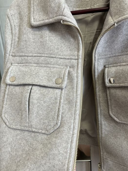 Пальто новое продам