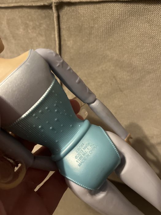 Papusa Elsa Disney Ice Skating