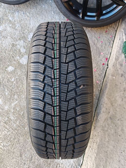 Jante aliaj 18 "plus una de 16"