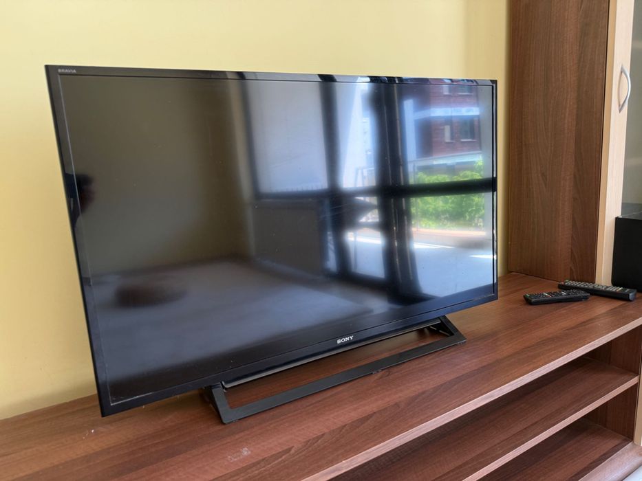 Телевизор Sony Bravia KDL-40R450B