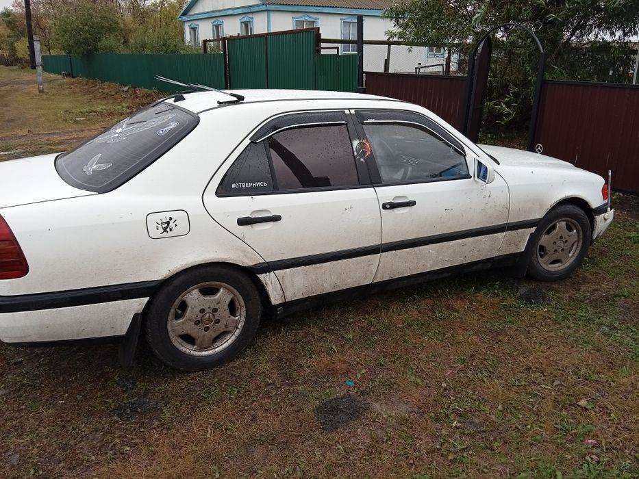 Продам мэрс 180с