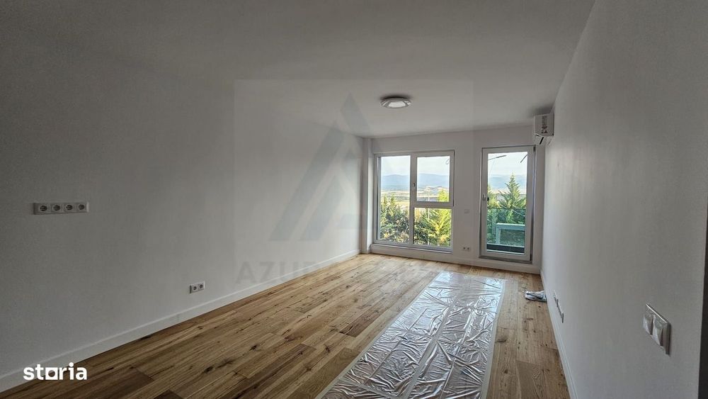 Apartament modern 3 camere 2 bai  terasa acoperita etaj 1 in Cristian