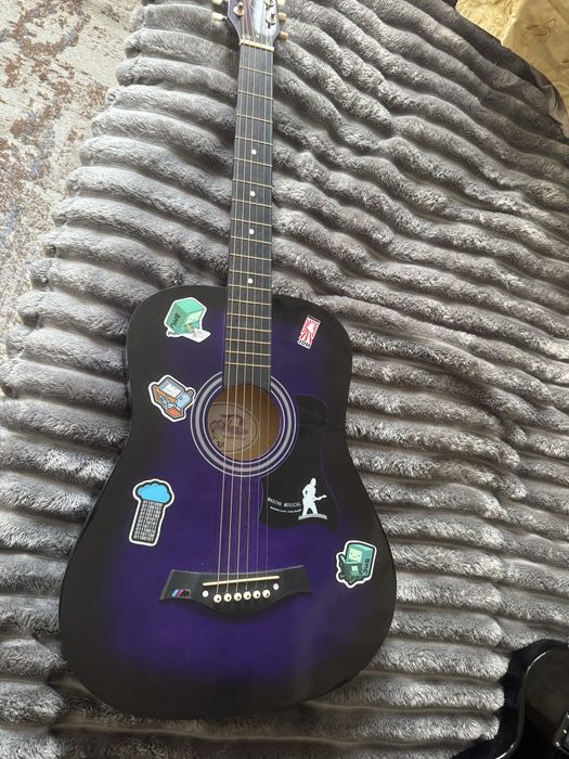 Продам гитару акустика