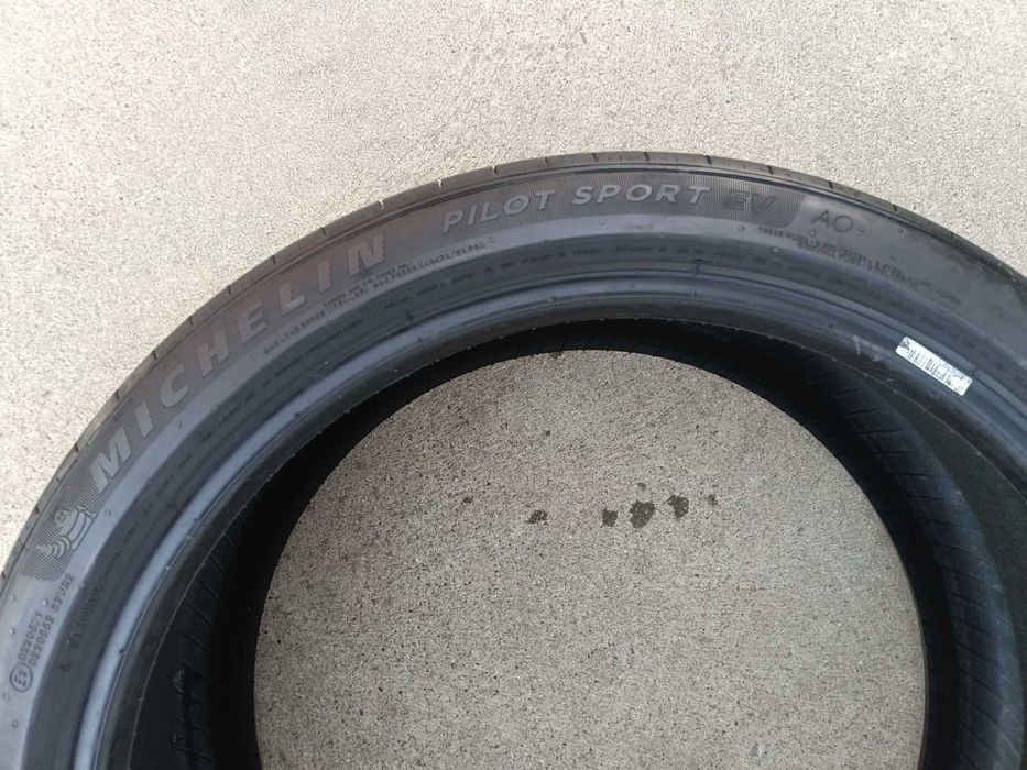 O anvelopa de vara 245 40 21 michelin pilot sport ev dot 4924