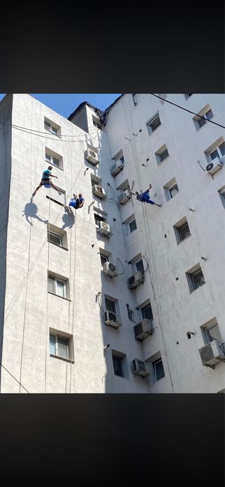 Hidroizolatii, termoizolatii , diverse operatiuni cu alpinisti utilitari