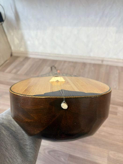 Асыл домбыра, срочно!