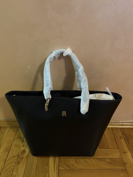 Голяма кожена чанта Tommy Hilfiger