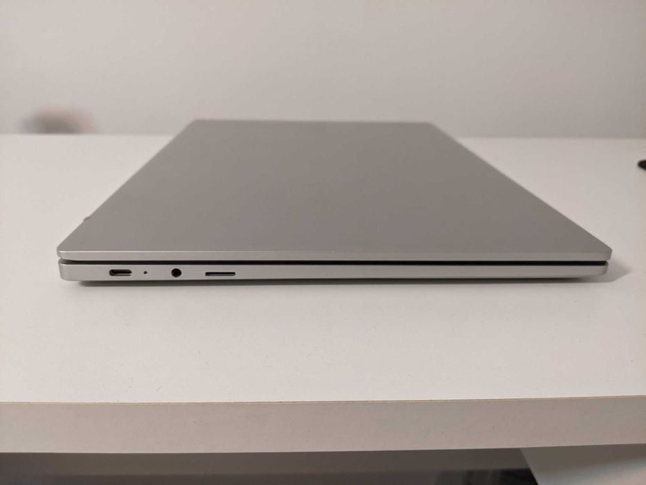Laptop Samsung Galaxy Book 2 Go SnapDragon 7cPlus Gen 3 5G 8Gb Ram 256 Gb SSD