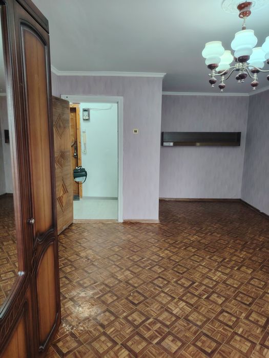 Продам квартиру  на макаренко