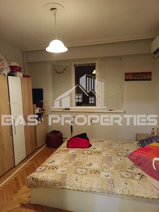 Продава се Двустаен апартамент в София, Свобода - 59 кв.м за 1254 €/кв.м - Снимка #2
