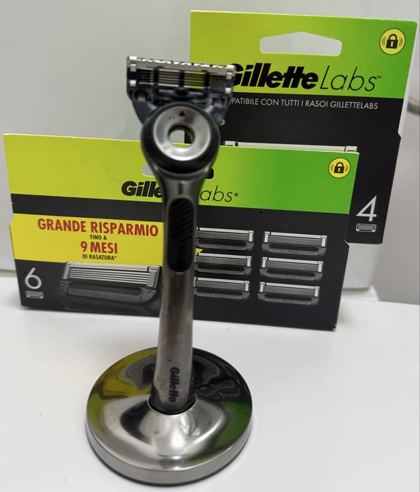 Aparat de ras Gillette Labs + 10 rezerve