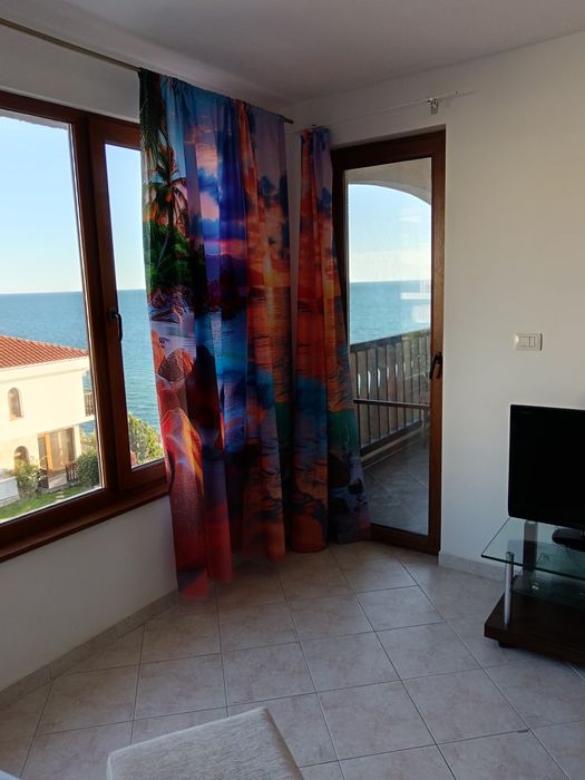 Продава се Двустаен апартамент в Свети Влас - 70 кв.м за 1929 €/кв.м - Снимка #2