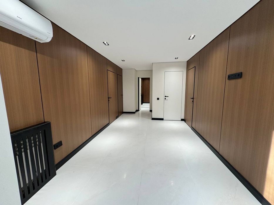 Ц1 Street 77, Нежилое продается 91 м2 срочно