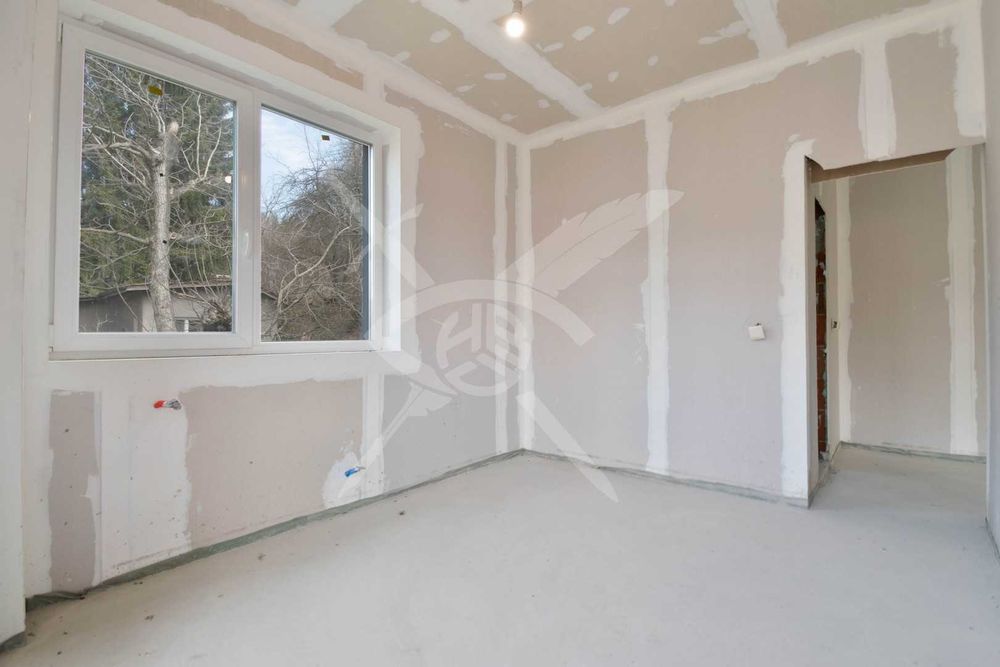 Продава се Къща в с. Владая, Област София-град - 285 кв.м за 1162 €/кв.м - Снимка #22