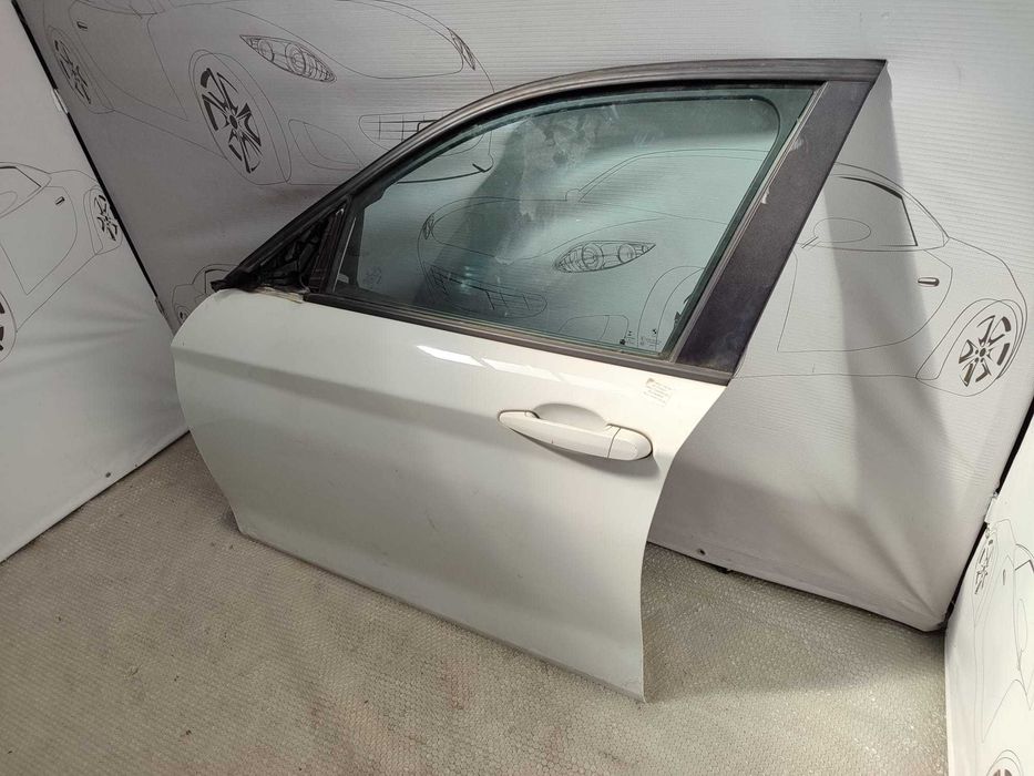 Ușă Față Stânga BMW Seria 1 F20 / F21 Hatchback Alb Cod Culoare Alpinweiss III 300 2014 / [2011-2019] / 41009628759 9628759 (3B)