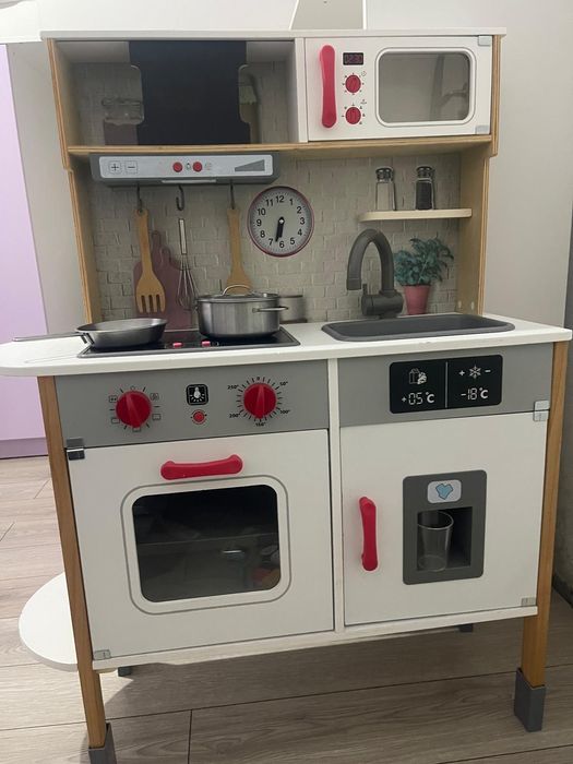 Vand bucatarie de lemn pentru copii