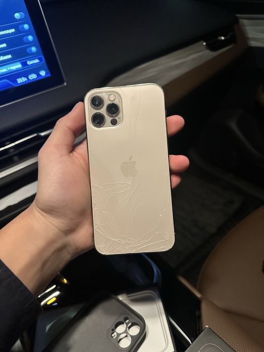 iPhone 12 Pro Чистый
