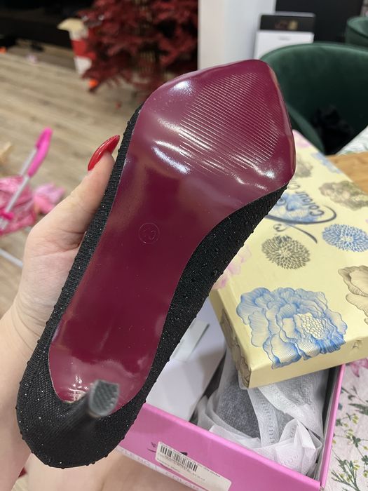 Дамски обувки на ток