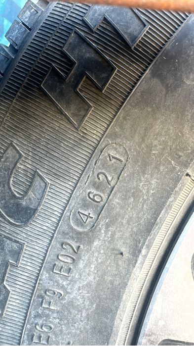 Продам шины р17/65/235