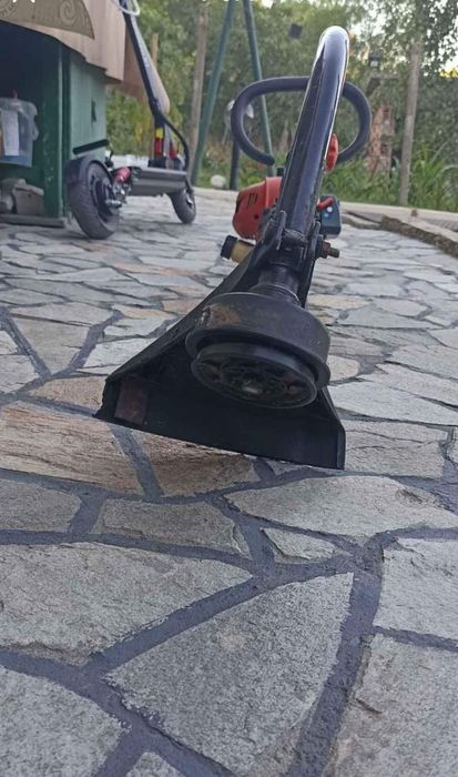 Тример Husqvarna щил