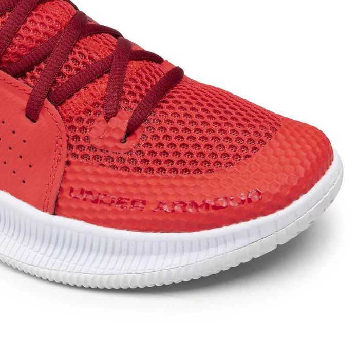 UNDER ARMOUR - чисто нови, оригинални, естествена кожа