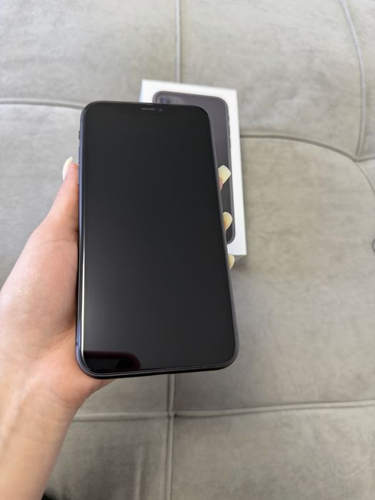 Iphone 11 черный, 64gb