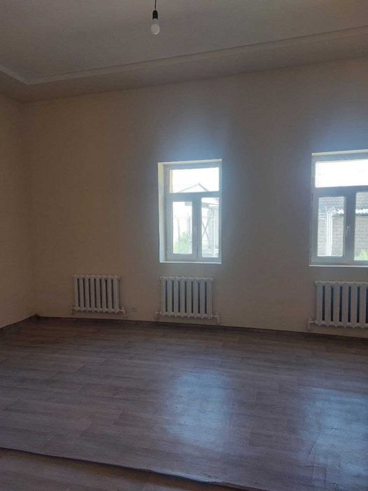 200 m² maydonga ega noturar joy ijaraga beriladi.