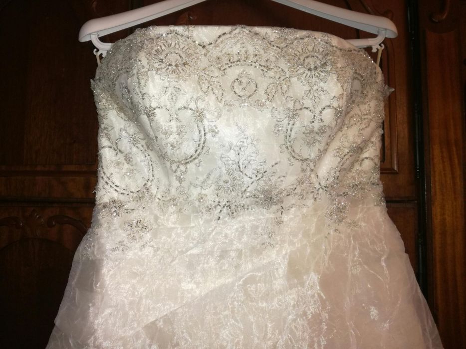 Rochie mireasa Salon Gala