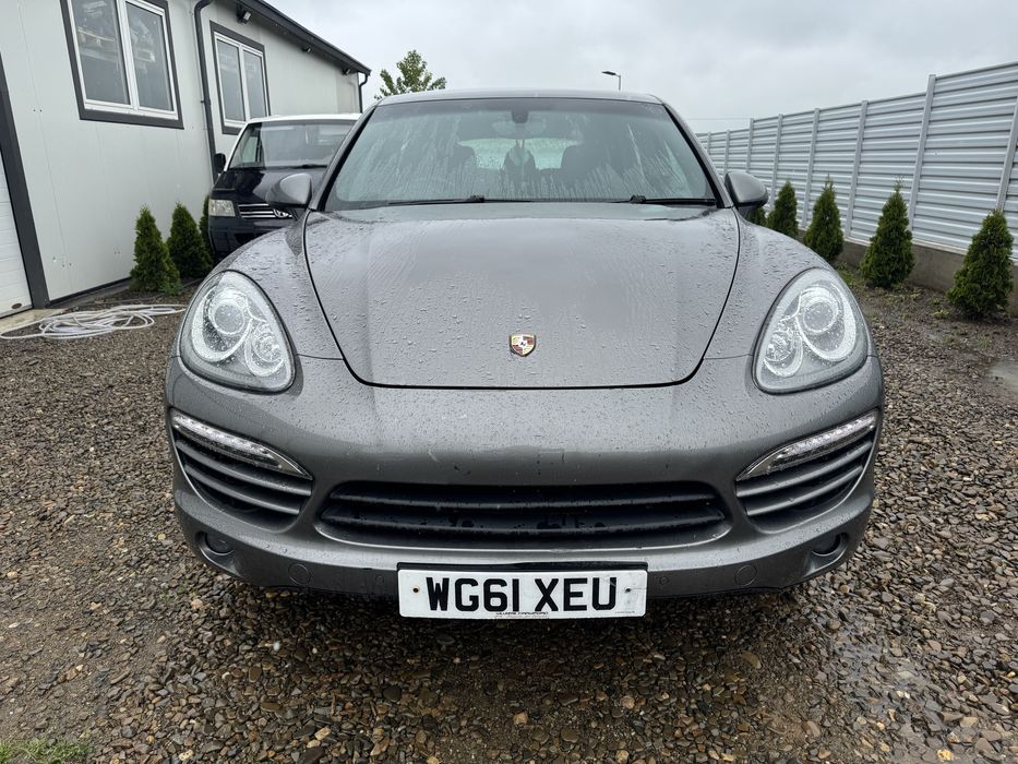 Dezmembrez porsche cayenne 3.0tdi crca 2011