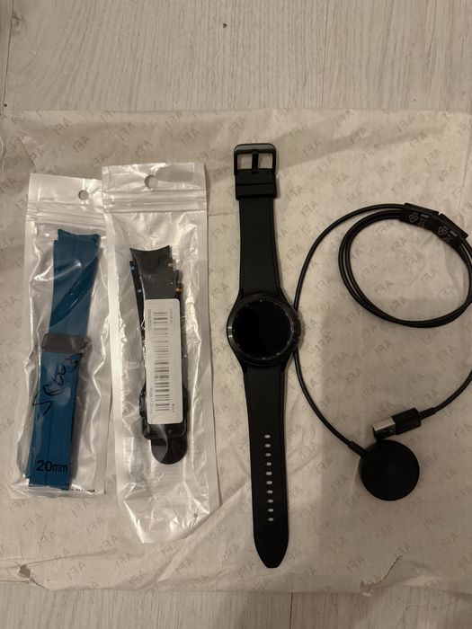 Samsung Galaxy Watch 4 classic LTE нов