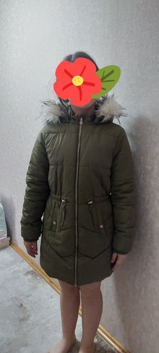 Продам куртку зимнюю на девочку 10-12лет