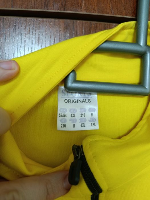 Продам спортивку 2 XL