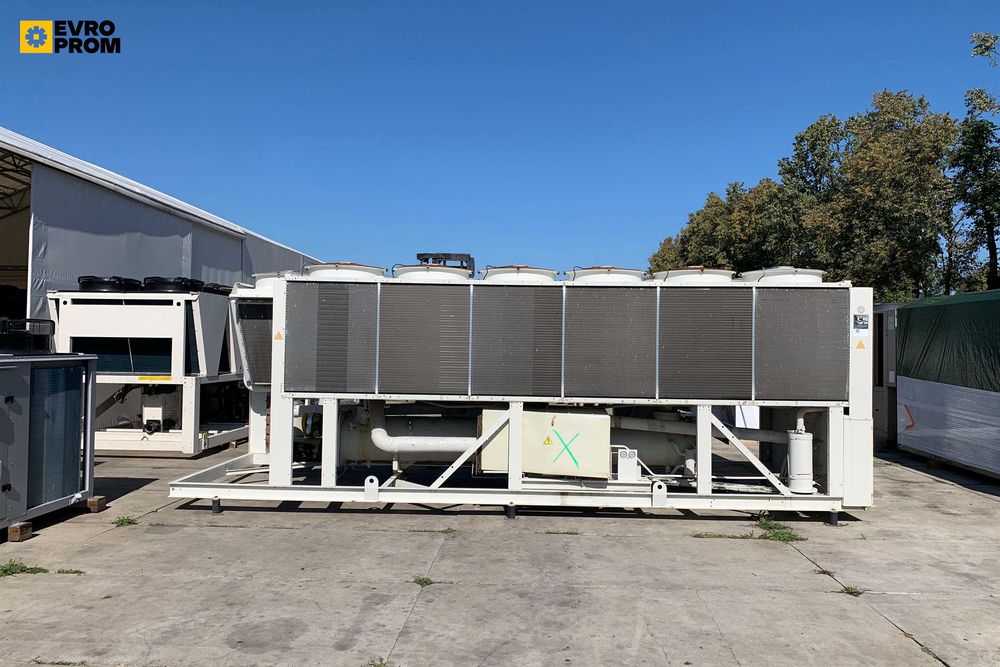 Chiller răcit cu aer TRANE RTAC 185 – 648 kW | pret chiller trane | 2 compresoare cu șurub | Second hand