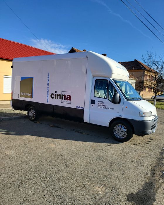 Peugeot Boxer –ideal pentru fast-food / food truck