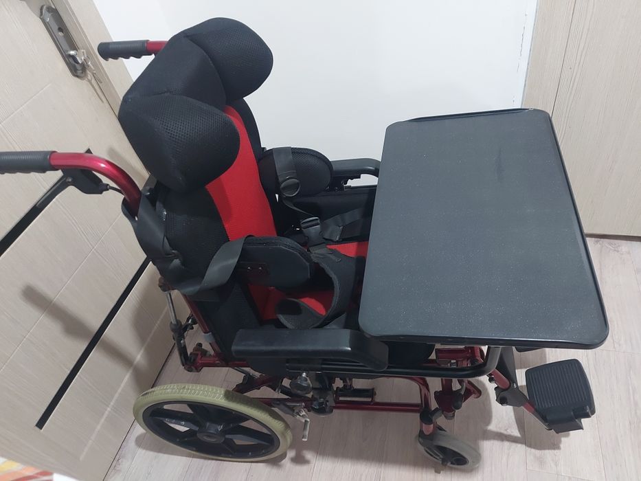 Инвалидная коляска