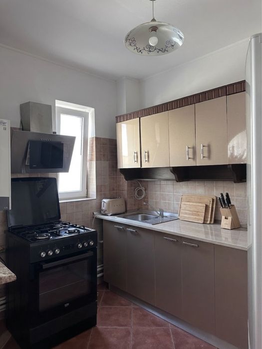 Apartament 3 camere de inchiriat Panciu centru