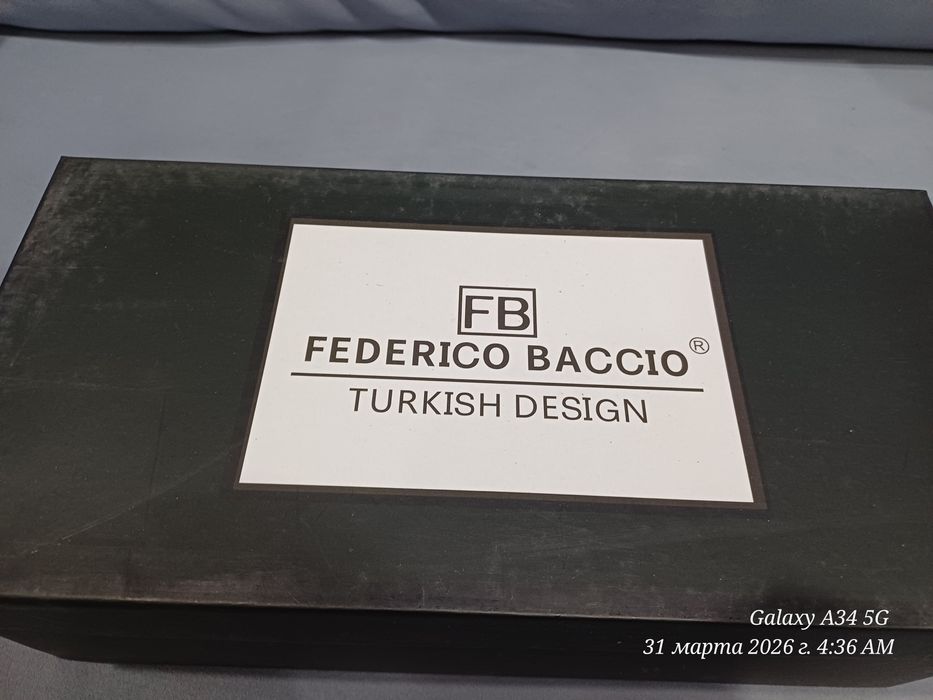 Продам мужские туфли