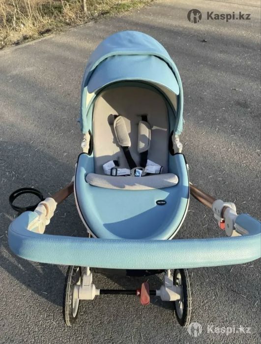 Прогулочная коляска Hot mom