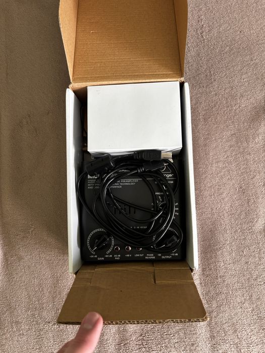 Preamplificator audio Behringer MIC500USB
