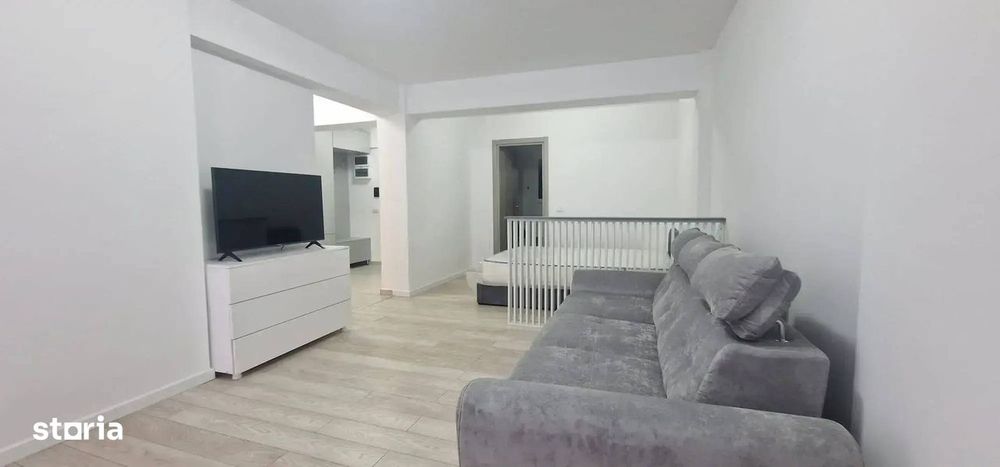 Studio-43 mp curte  gata de Mutare langa Metrou P.Poenaru