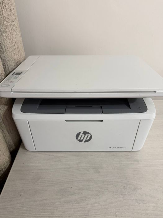 Продается МФУ HP LaserJet M141w