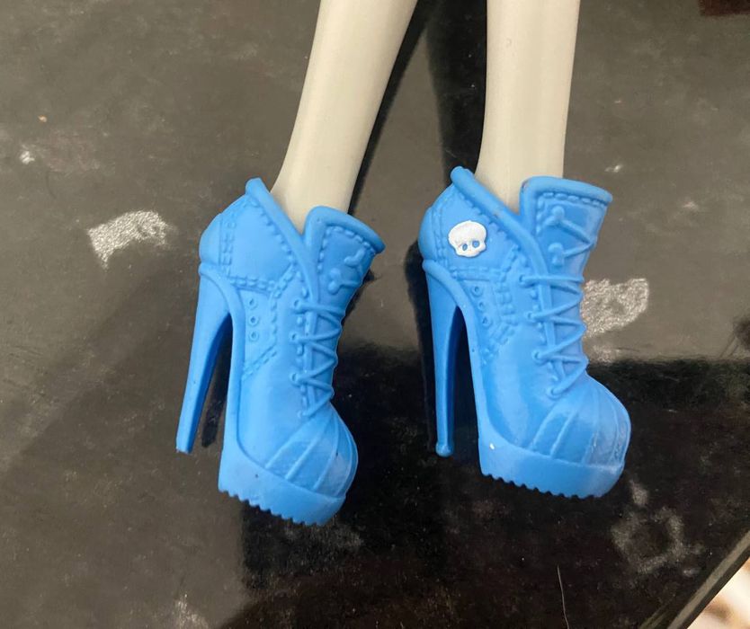 гулия монстр хай