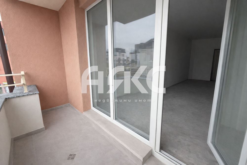 Продава се Двустаен апартамент в София, Люлин 8 - 75 кв.м за 1129 €/кв.м - Снимка #3