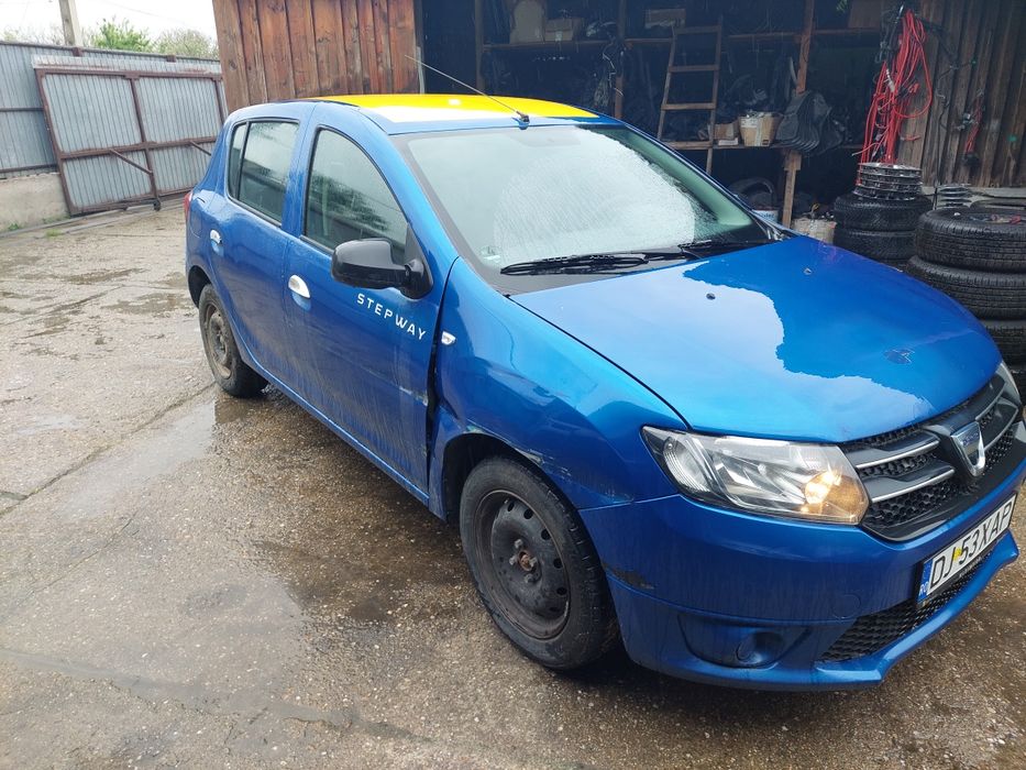 Dezmembrez/Piese Sandero 1.2 2014
