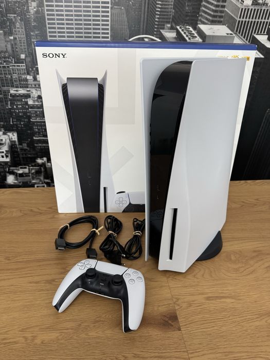 Sony Playstation 5, cutie+accesorii!