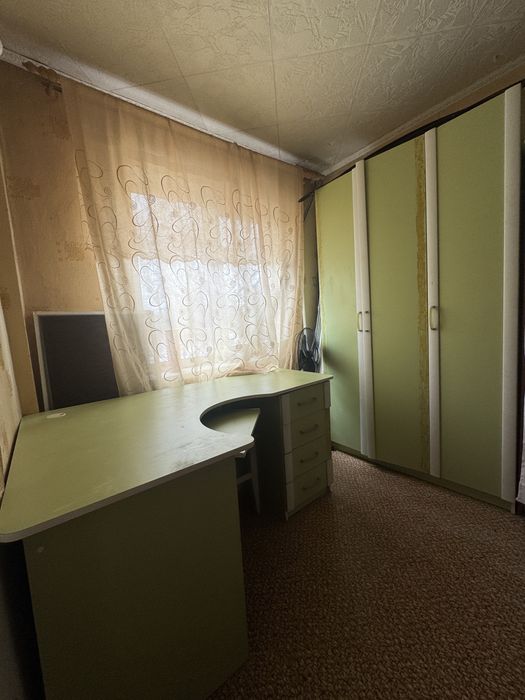 Продам спальный гарнитур