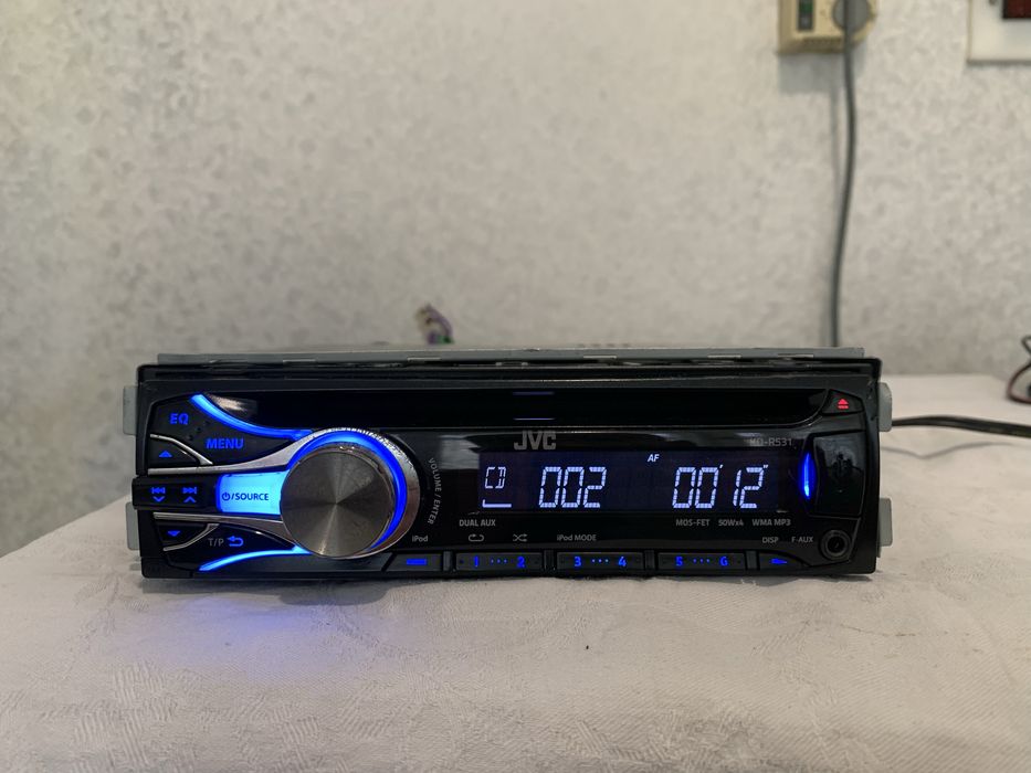 Авто Cd плеър JVC USB