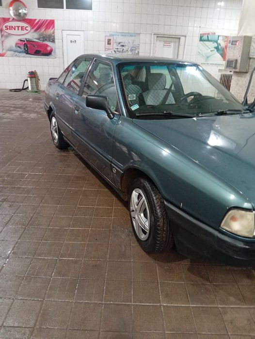 Продам ауди 80 на полном ходу