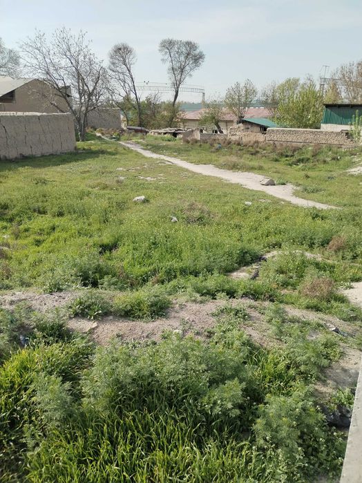 Продается участок (Ховли сотилади). Лучше предложение для инвестиций!