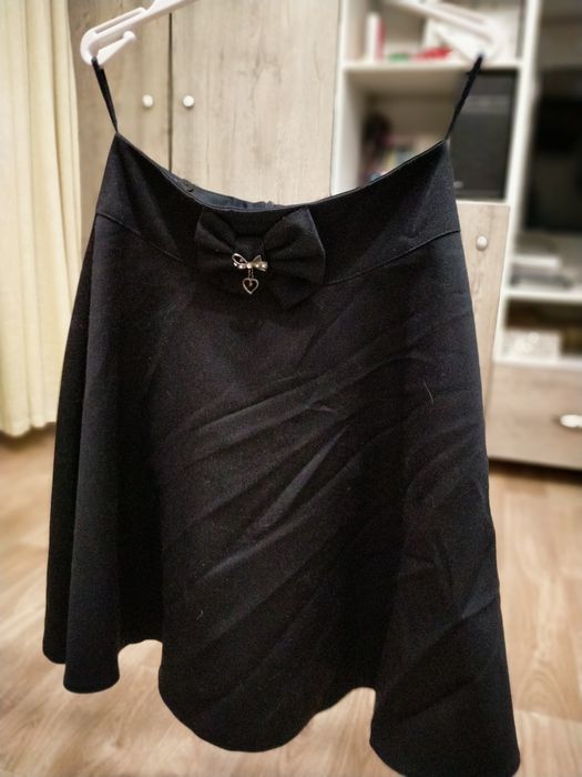 Юбки, брюки, платье.